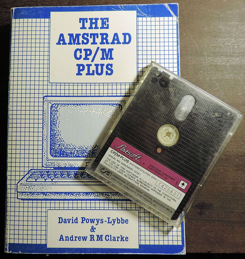 Manual y disquetes de CP/M Plus para Amstrad